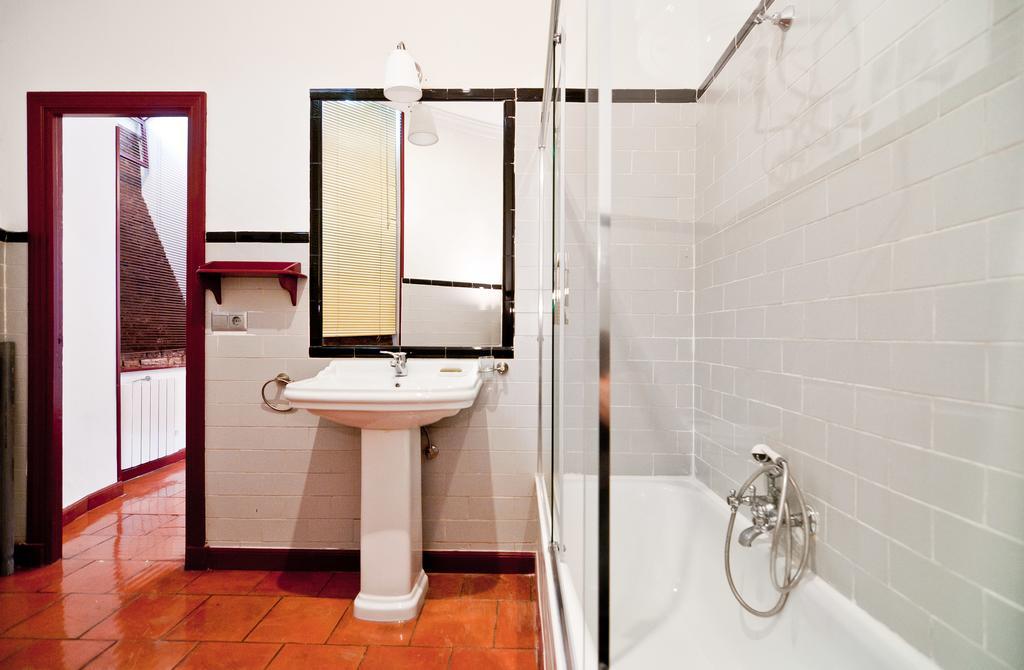 Apartamentos Madrid Retiro Экстерьер фото