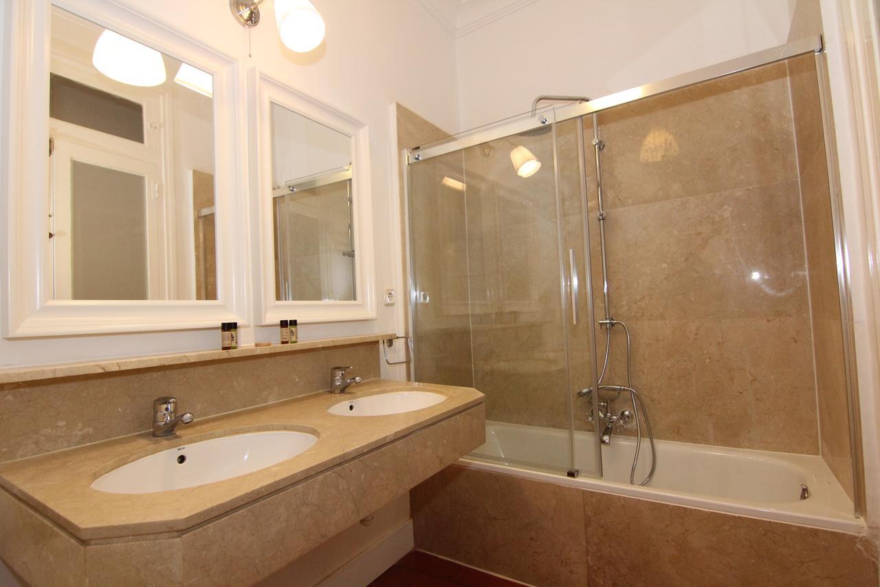 Apartamentos Madrid Retiro Экстерьер фото
