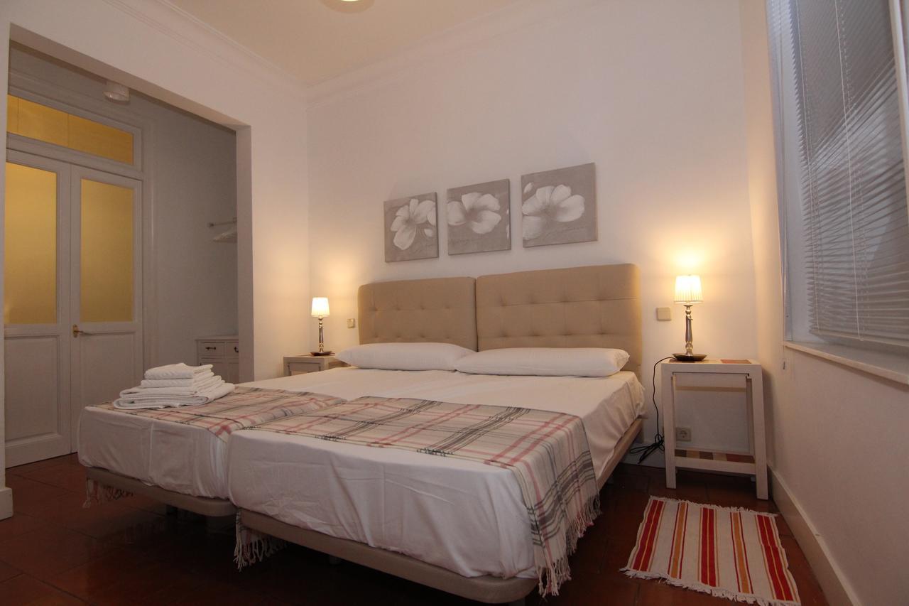 Apartamentos Madrid Retiro Экстерьер фото